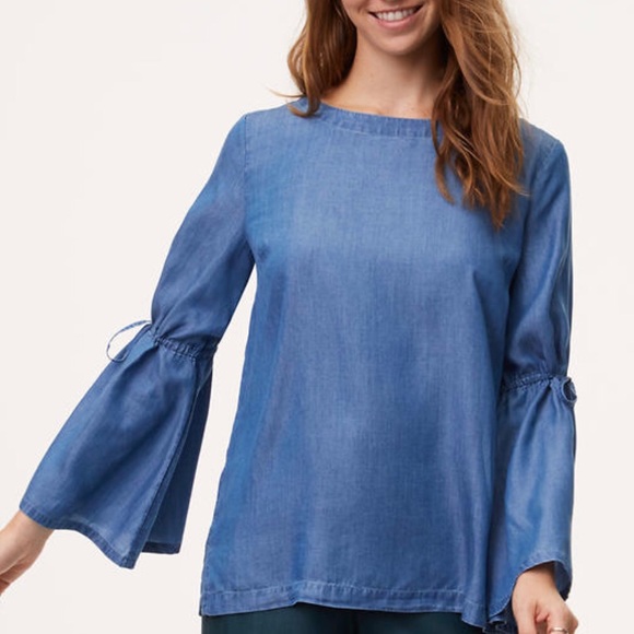 🎀NEW🎀LOFT Chambray Bell Sleeve Top - Picture 3 of 8